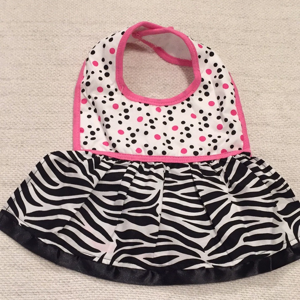 Trend Lab Bib with fake skirt